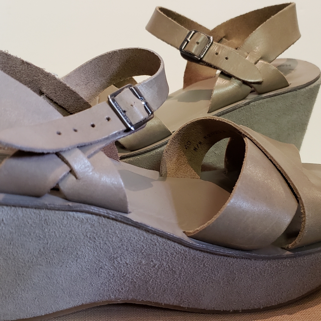 Kork-Ease Platform